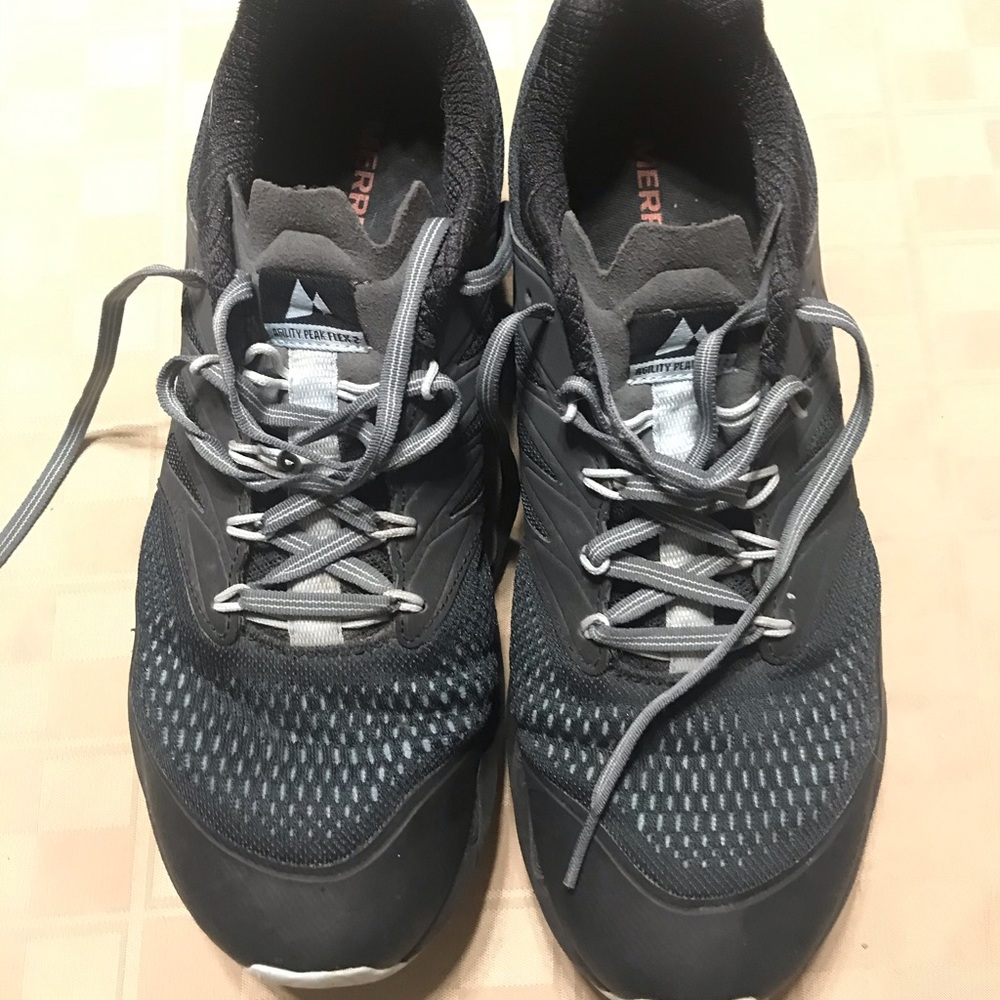 Sz 11 Merrell black EUC J12552 Agility Peak Flex 2